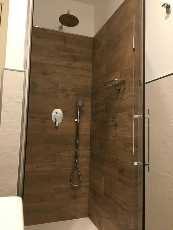Apartamento T2, Tirso de Molina, luminoso y tranquilo Sevilla Exterior foto